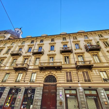 Ana'S Place Torino 2 Apartment Bagian luar foto